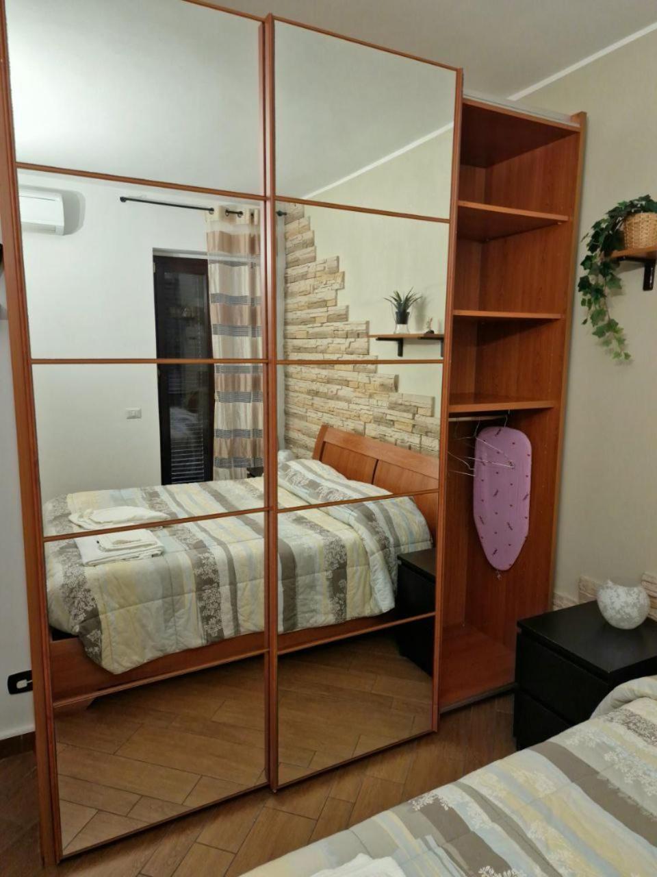 Domus Livio, 7 Min Fco Airport, Free Wifi, Garden Apartment, 2 Tv Hd Фиумичино Екстериор снимка